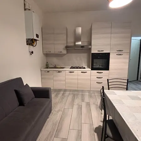 Carlotta 5 Биелла